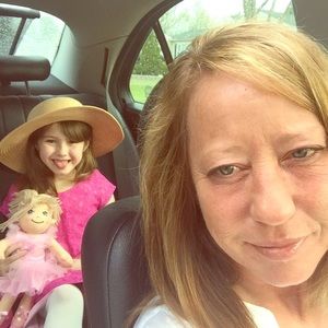 Meet your Posher, Marie